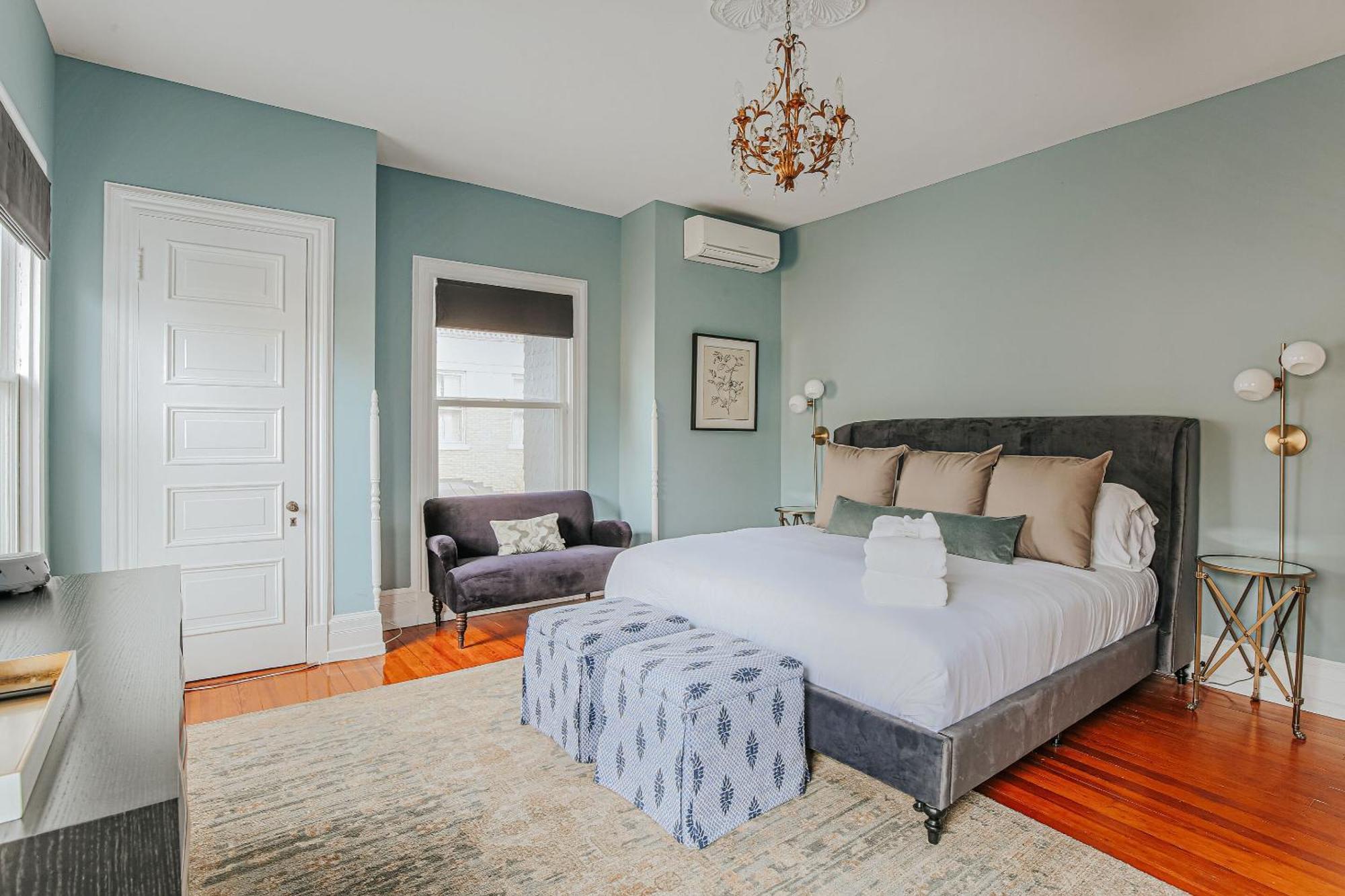 The Historic Berkeley Place Staunton Rom bilde