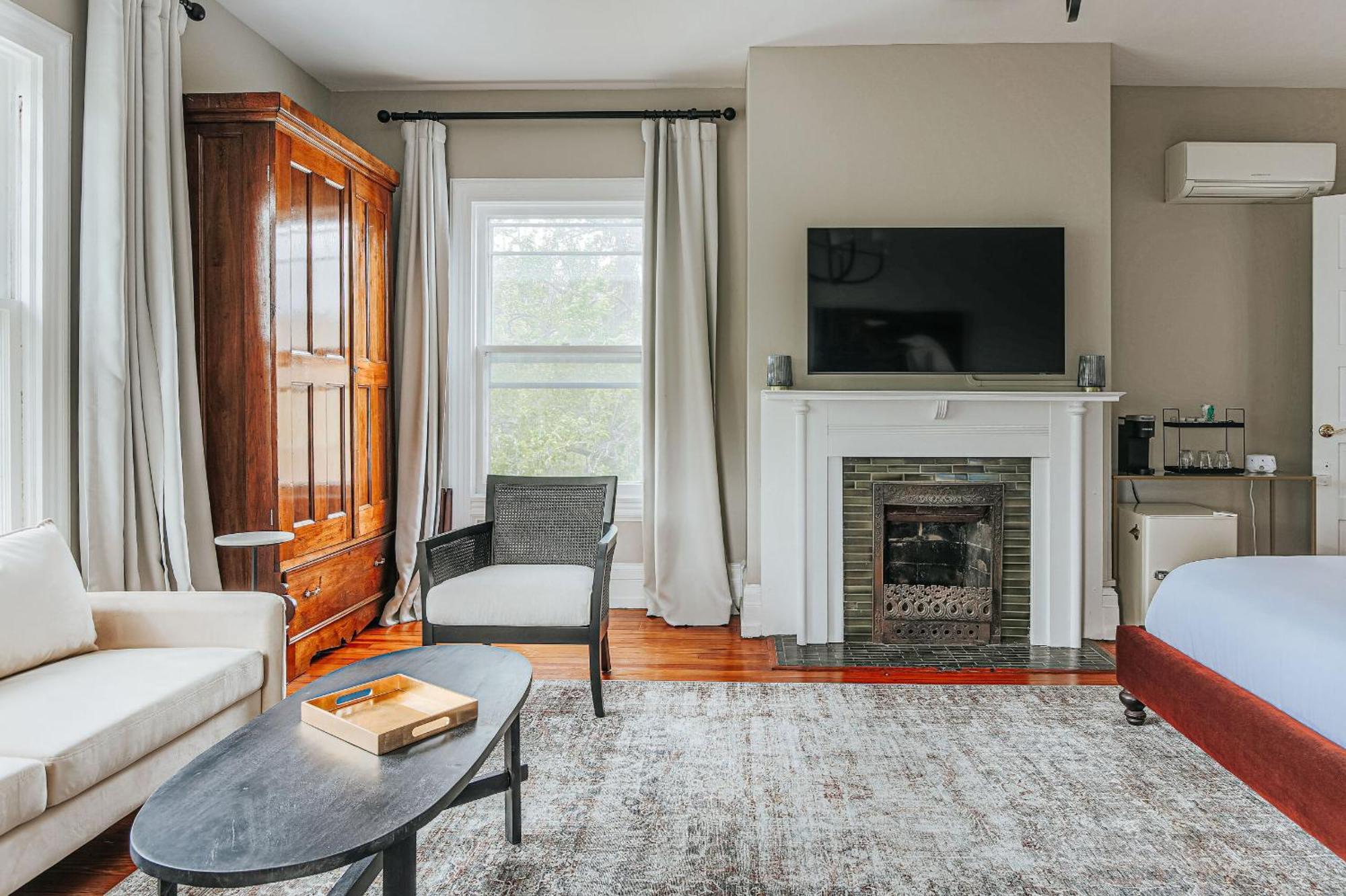 The Historic Berkeley Place Staunton Rom bilde